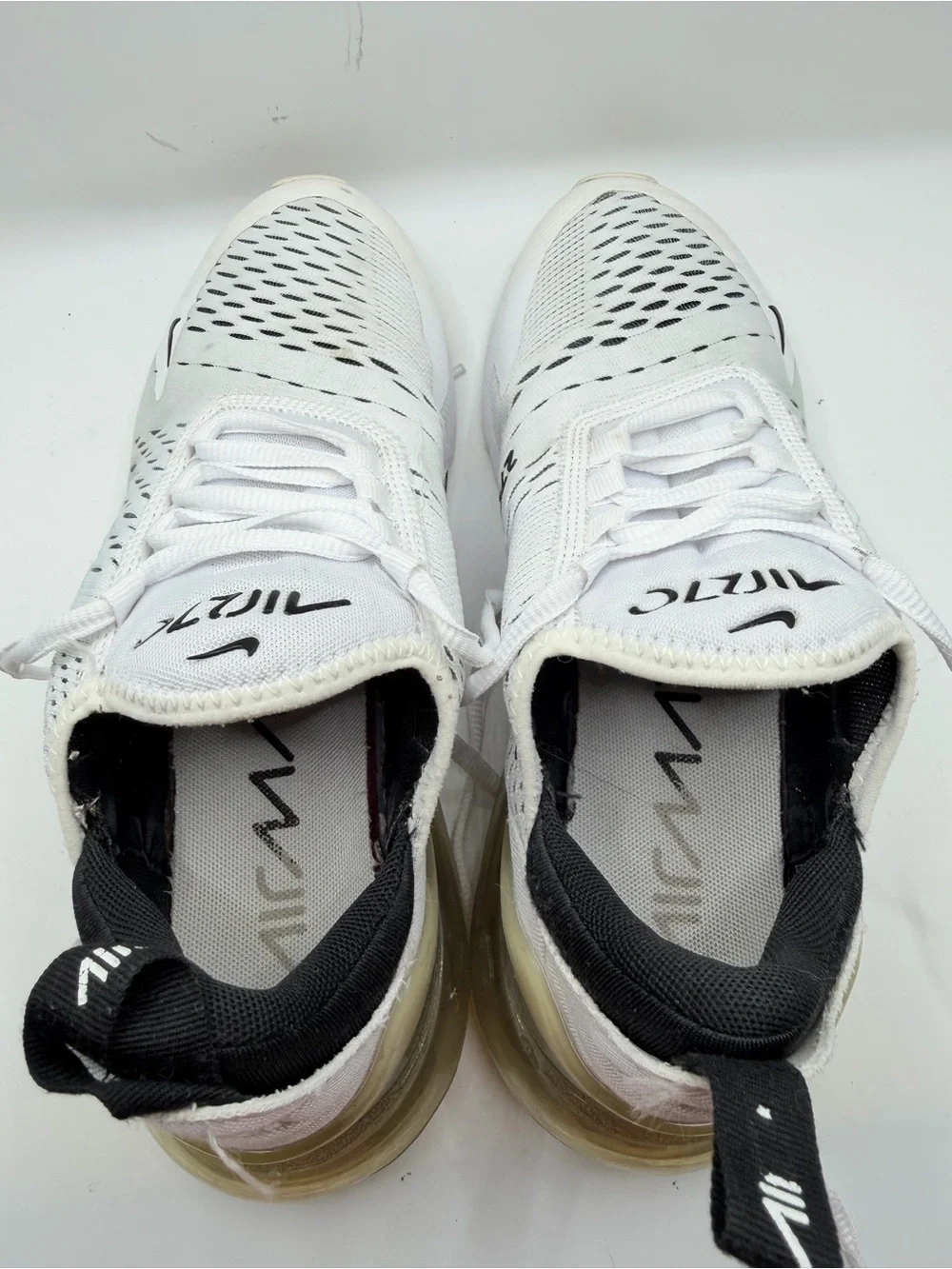 Nike White & Black Air Max 270 Sneakers with Yellowed Heel